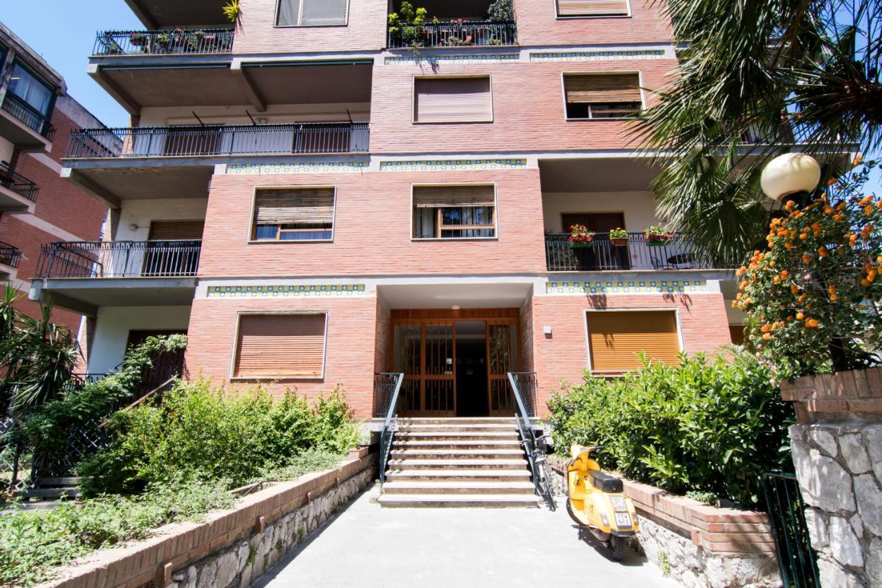 Casa Enza, For Up To 5 People, Sorrento Center Apartment Exterior photo